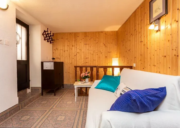 Apartment Verbenia Vrbnik (Primorje-Gorski Kotar)
