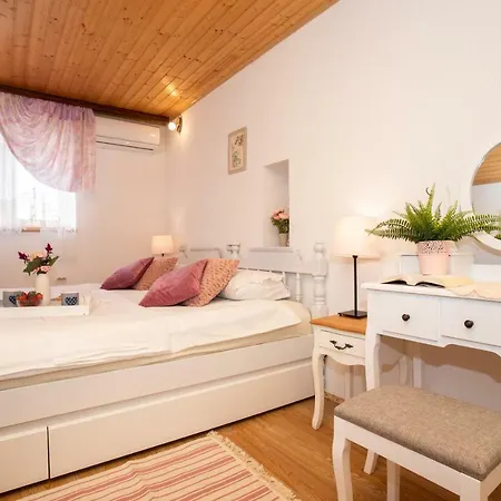 Apartment Verbenia *