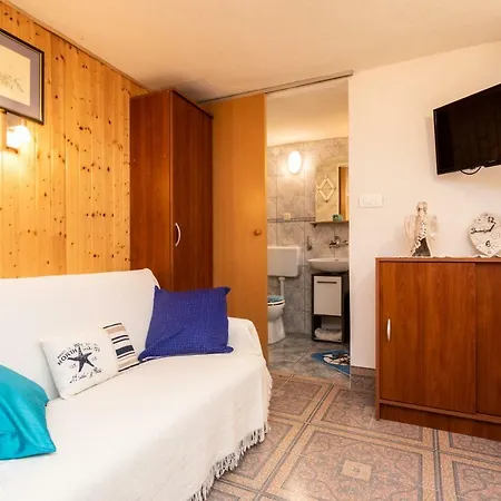 Verbenia Apartament *